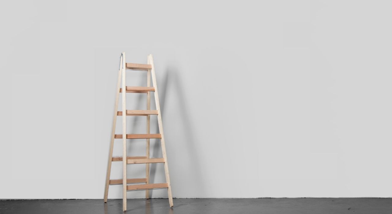 ¿Cómo hacer una escalera de madera? Guía práctica de carpintería