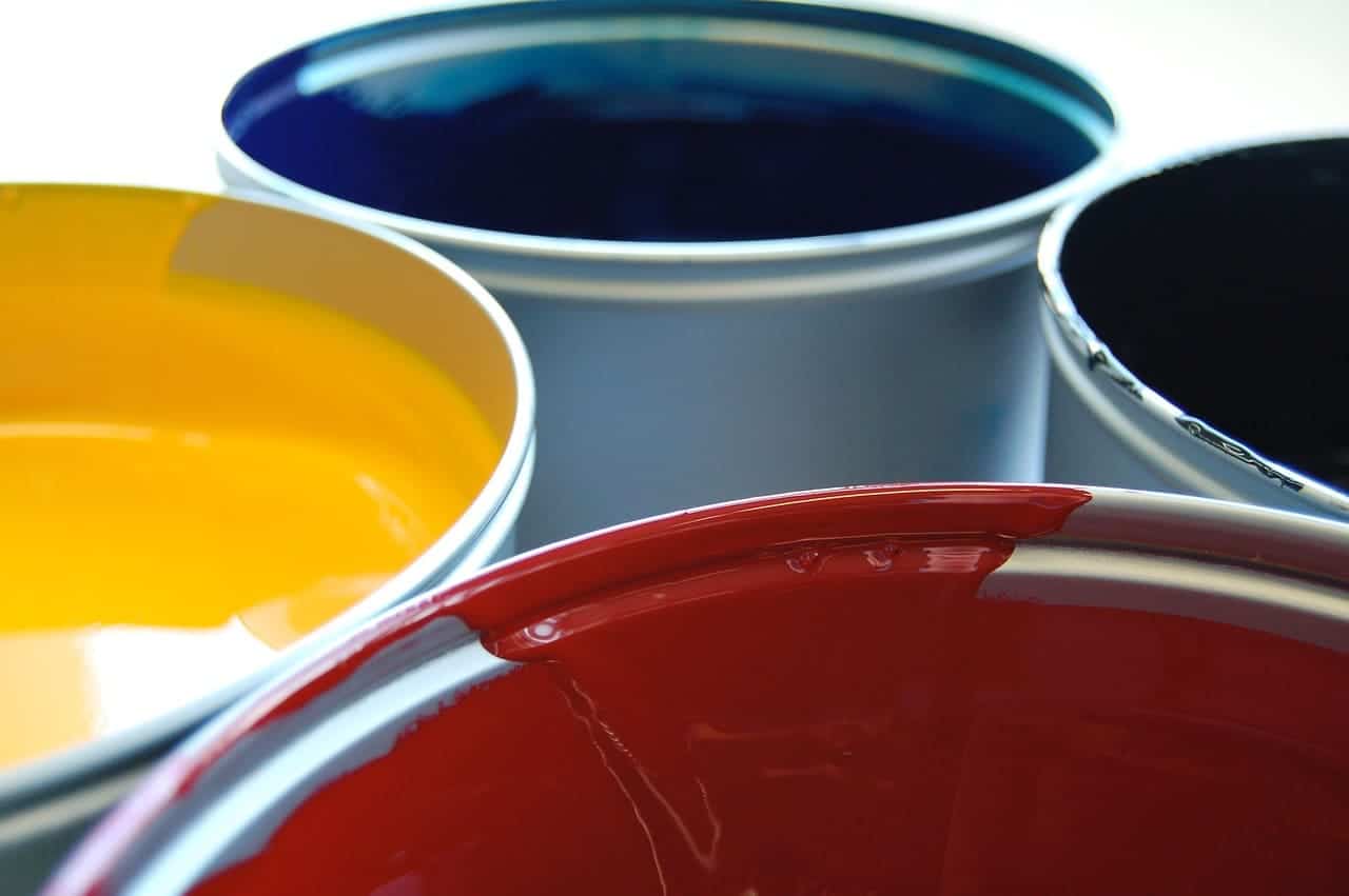 Cómo limpiar y mantener tu tanque de pintura para una larga duración