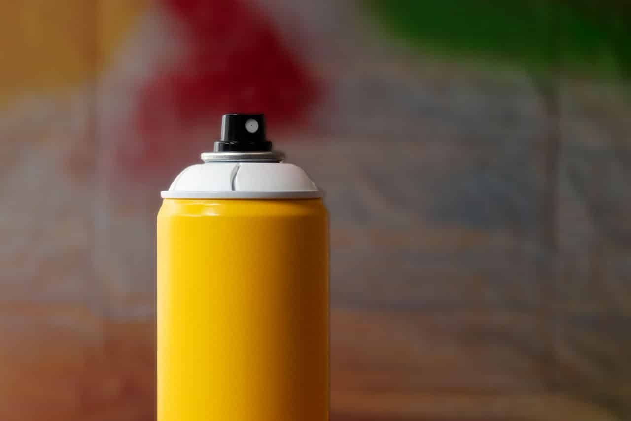 ¿Qué superficies se pueden pintar con pintura en aerosol?